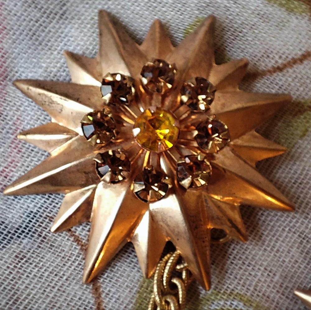 Unisex Vintage Dual Adornment Blazer Pin Brooch Gold Tone Topaz Stones Prong Set